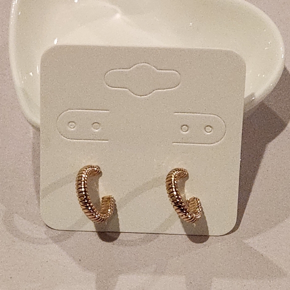 Gold-Tone Ribbed Huggie Hoop Earrings - Picture 6 of 7